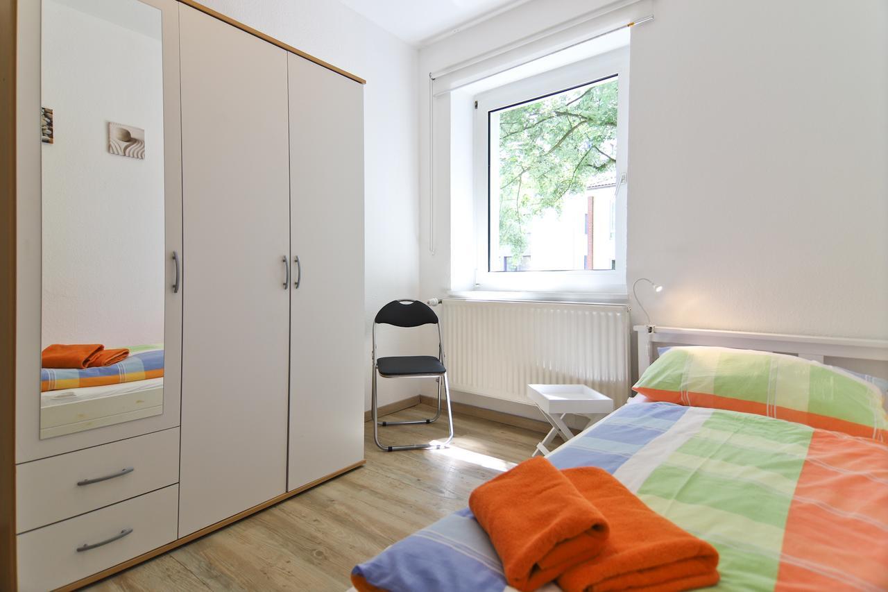 Top Ferienwohnung Veltins Arena ゲルゼンキルヒェン エクステリア 写真