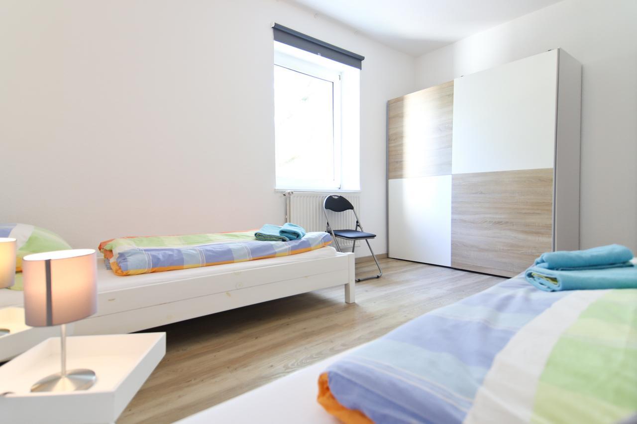 Top Ferienwohnung Veltins Arena ゲルゼンキルヒェン エクステリア 写真